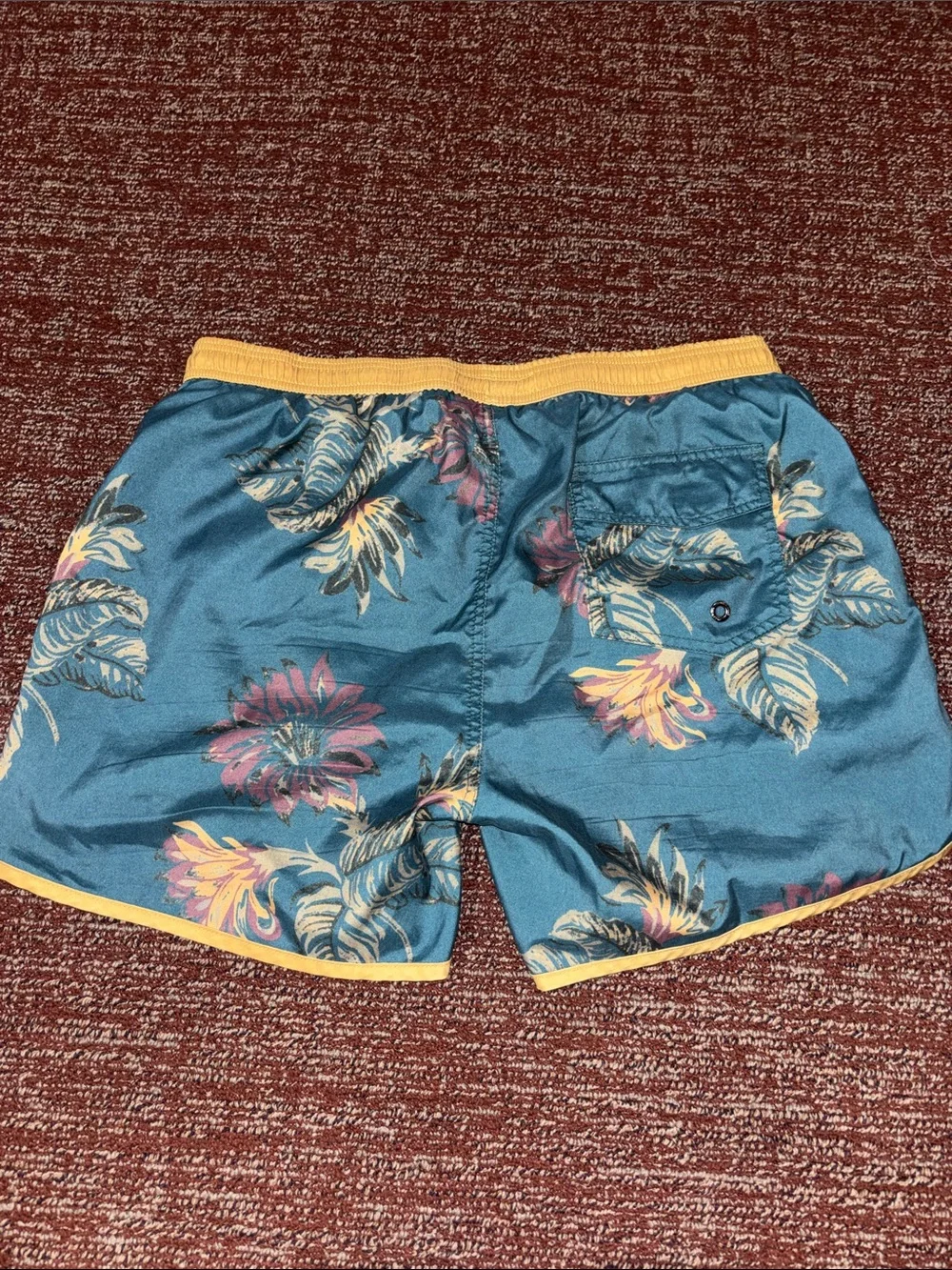 Maamgic 5” swim shorts tropical print chartreuse trim floral print beach XL